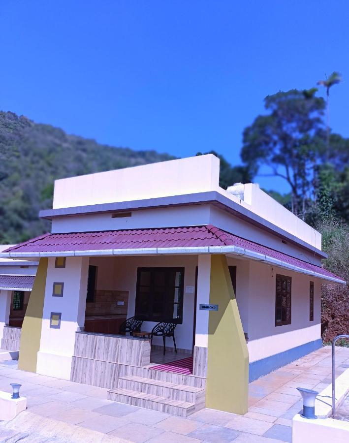 Forest And River Edge Resort Cananor Exterior foto