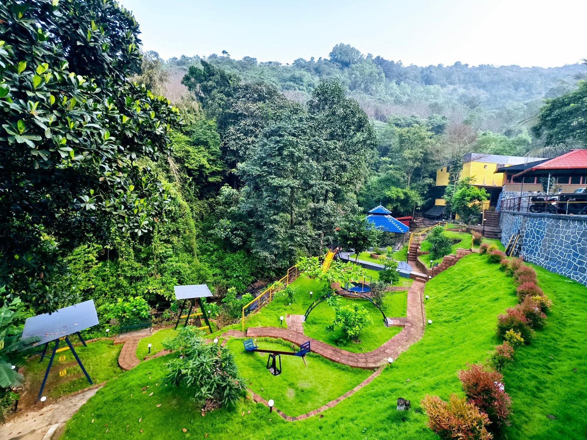 Forest And River Edge Resort Cananor Exterior foto